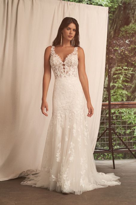 Figurbetontes Boho Brautkleid