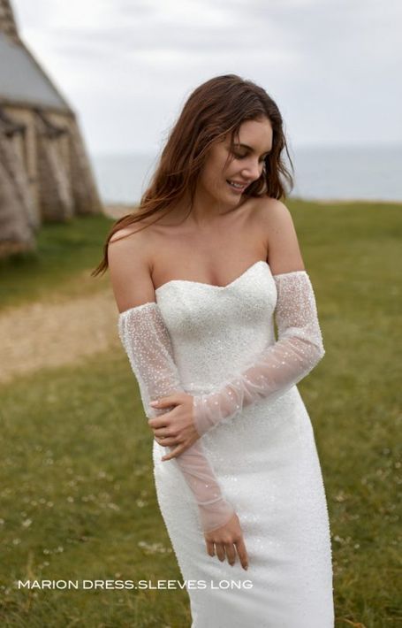 Glitzer Brautkleid figurbetont