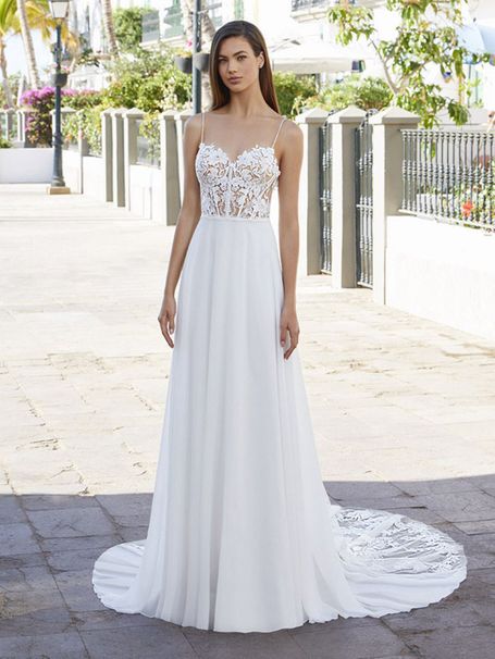 Schlichtes Brautkleid 