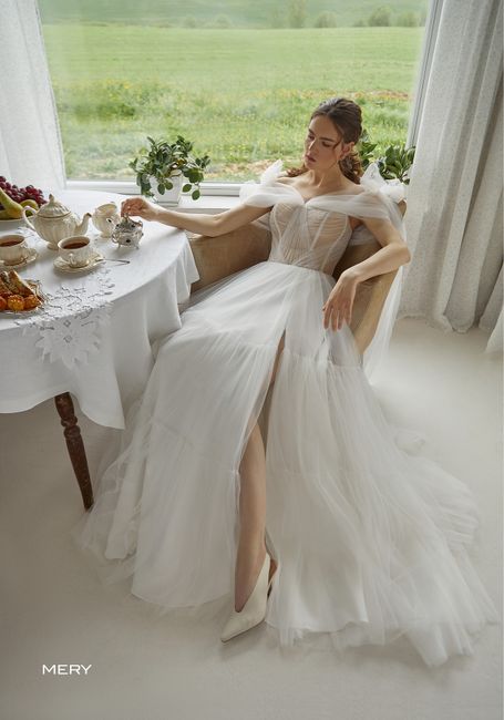 Besonderes cleanes Brautkleid